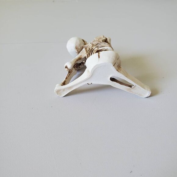 Halloween Yoga Skeleton Figurines Decorations Zen Poses Resin Set of 4 New - Picture 4 of 16